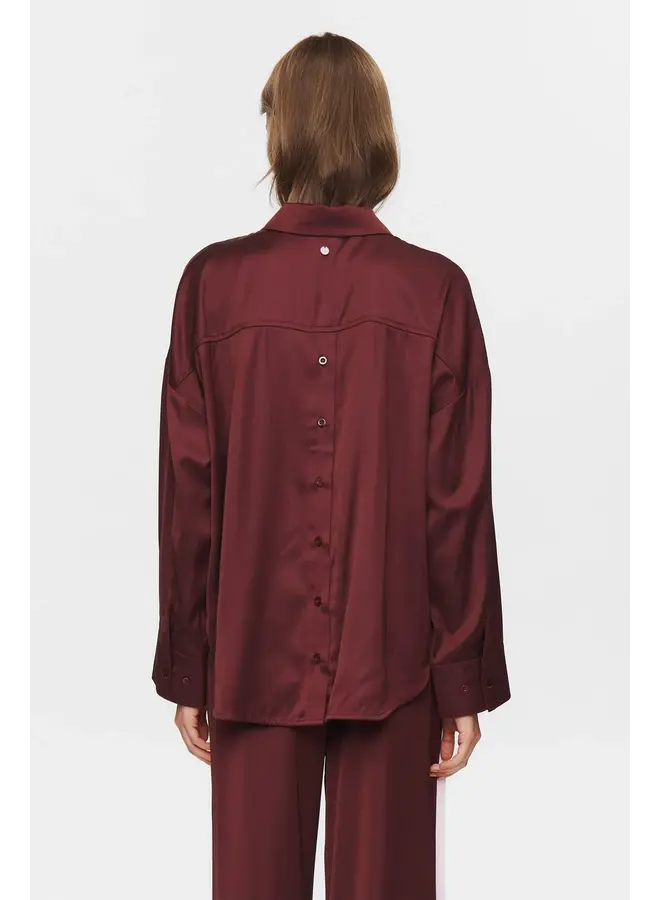 Nusantina Shirt Winetasting