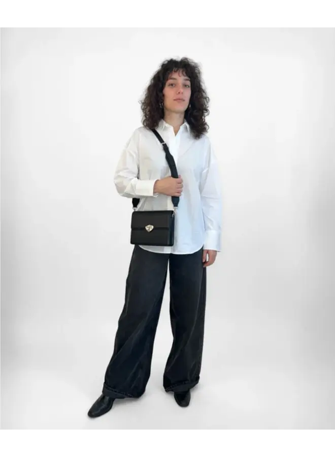 Caymen Soft Structure Hardware Black