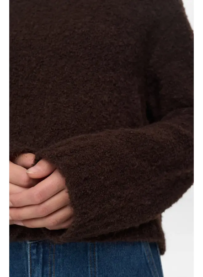 Nuwilla Cropped Pullover Black Coffee