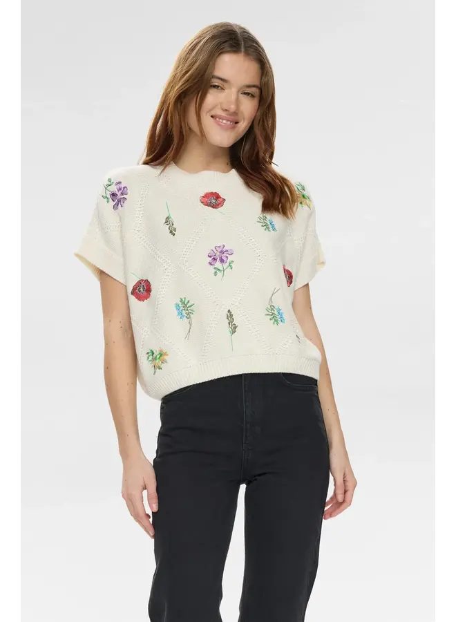 Nuamie Pullover Pristine