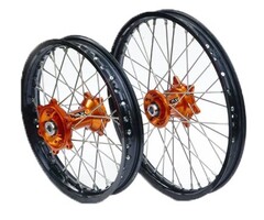 4MX Felge hinten MX 19X2.15 Narbe orange