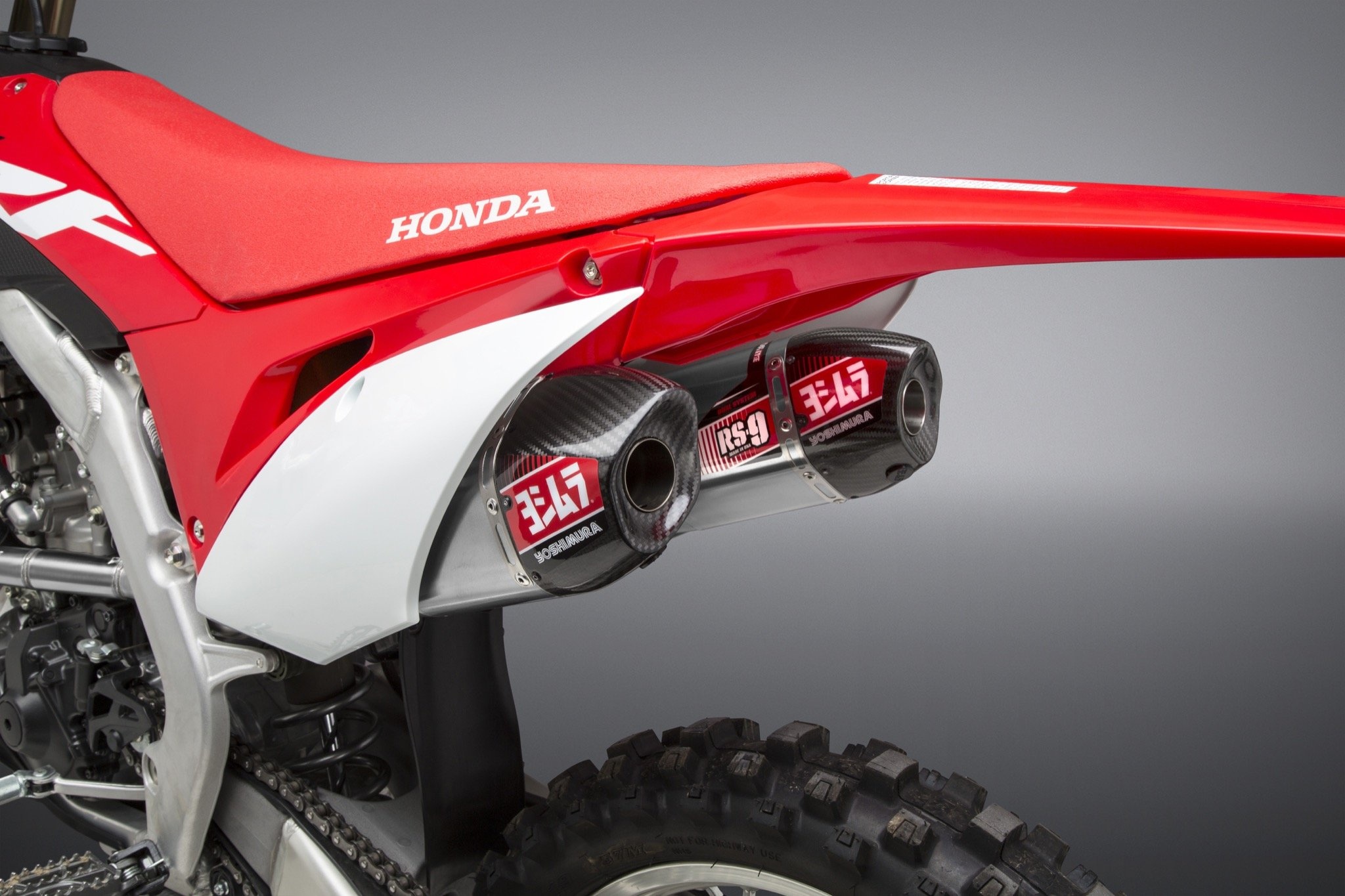 Yoshimura RS-9T Signature Series Dual Muffler Stainless Steel/Carbon End Cap Honda CRF250R Bj. 20-21