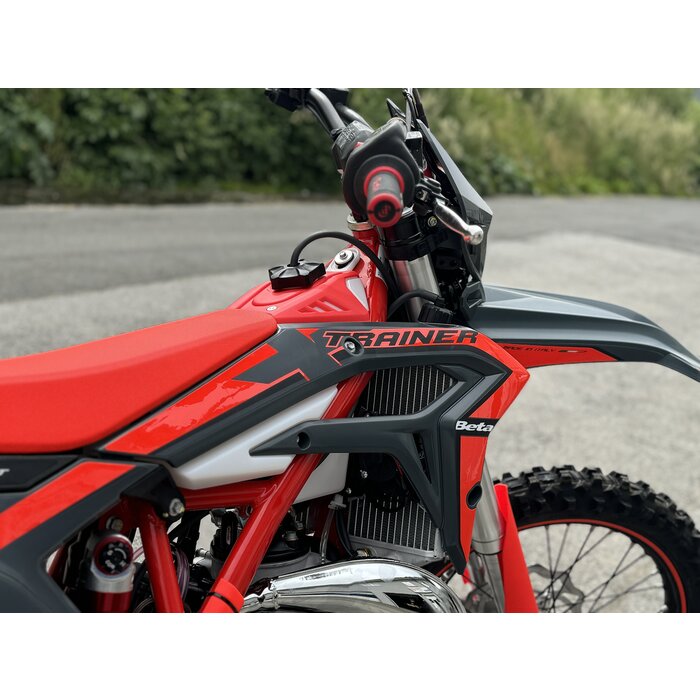 Beta X-Trainer 300 2 Takt MY 2026