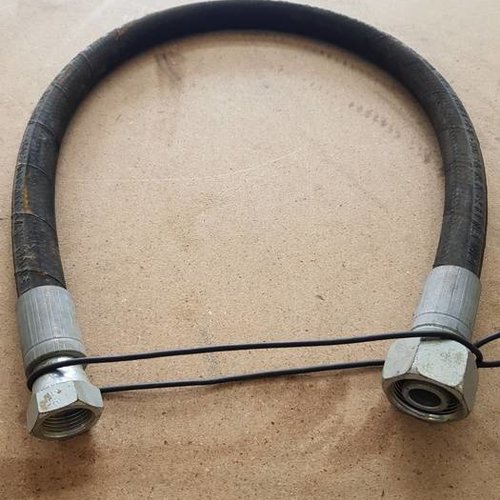 Hydraulic hose with steel couplings WP 130 bar. R1T