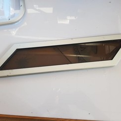 Bullauge mit hellbraunem Plexiglas Aluminiumrahmen Einbaumaß 50 x 110mm