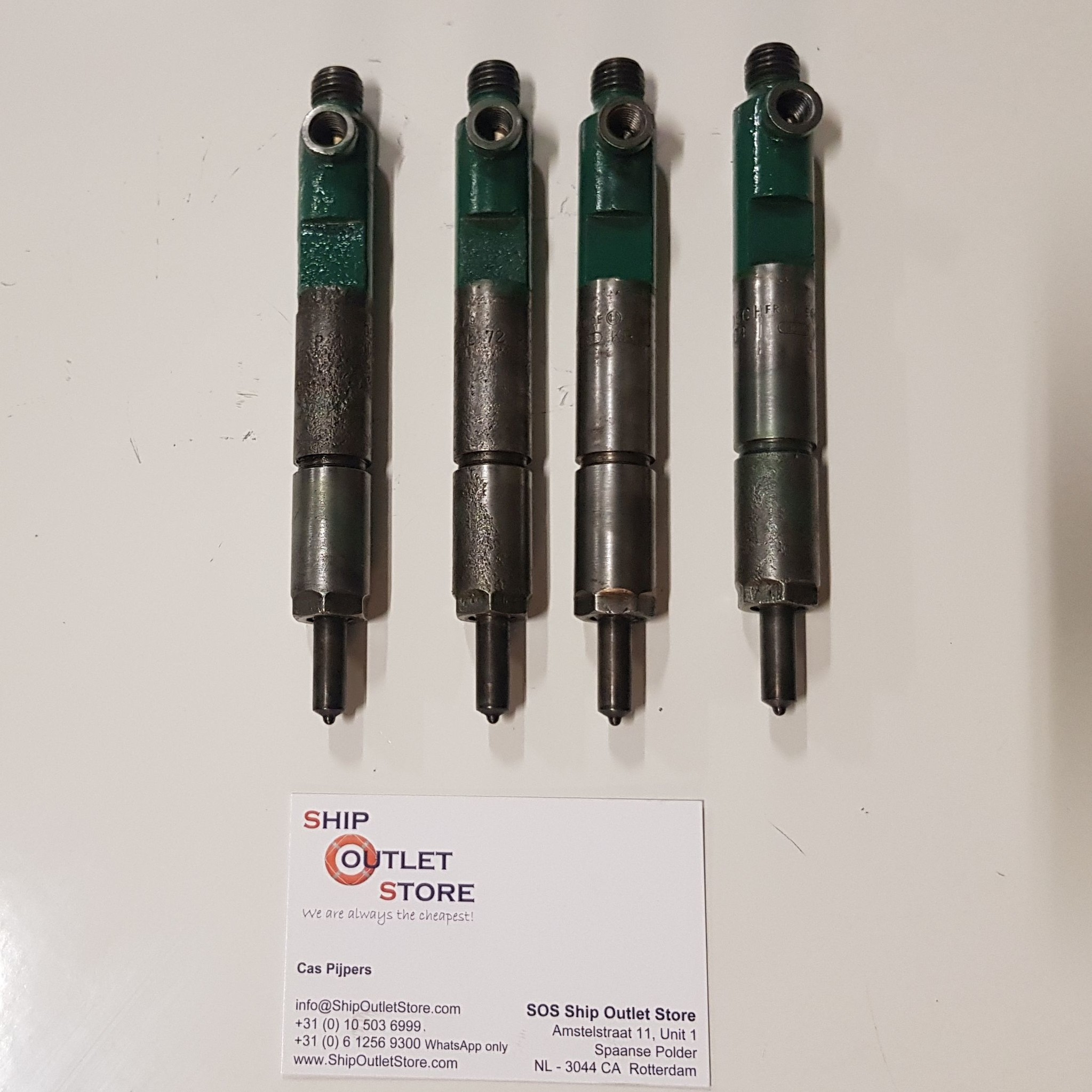 Bosch Fuel Injector Set Of 8 – Remanufactured For V8 OMC, Volvo Penta, Evinrude – 3854136, 3850925
