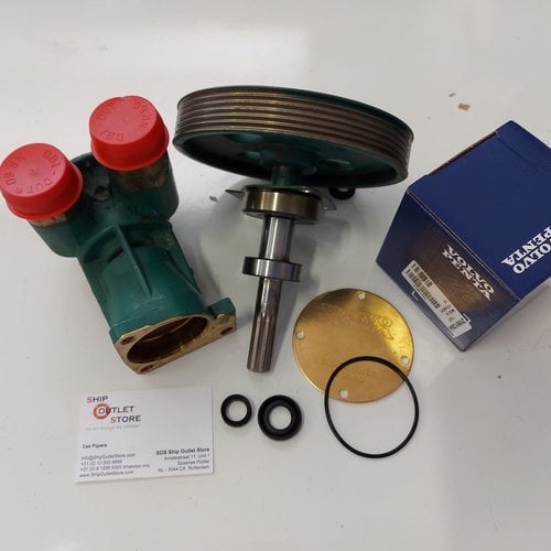 Volvo Penta Sea water pump Volvo Penta 21141637