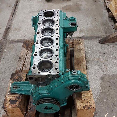 Volvo Penta Engine block with pistons and crankshaft Volvo Penta 838981