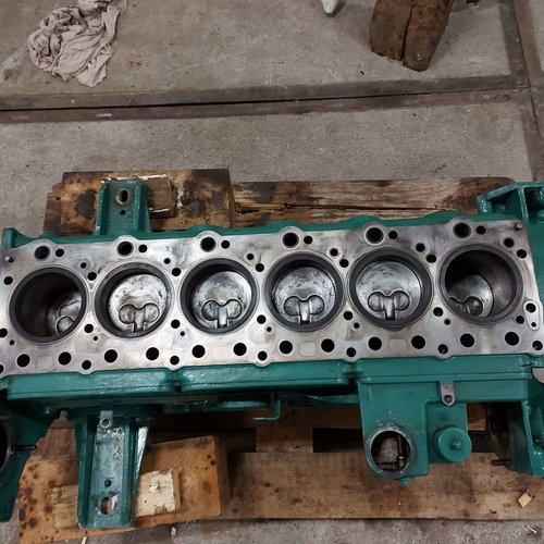 Volvo Penta Engine block with pistons and crankshaft Volvo Penta 838981