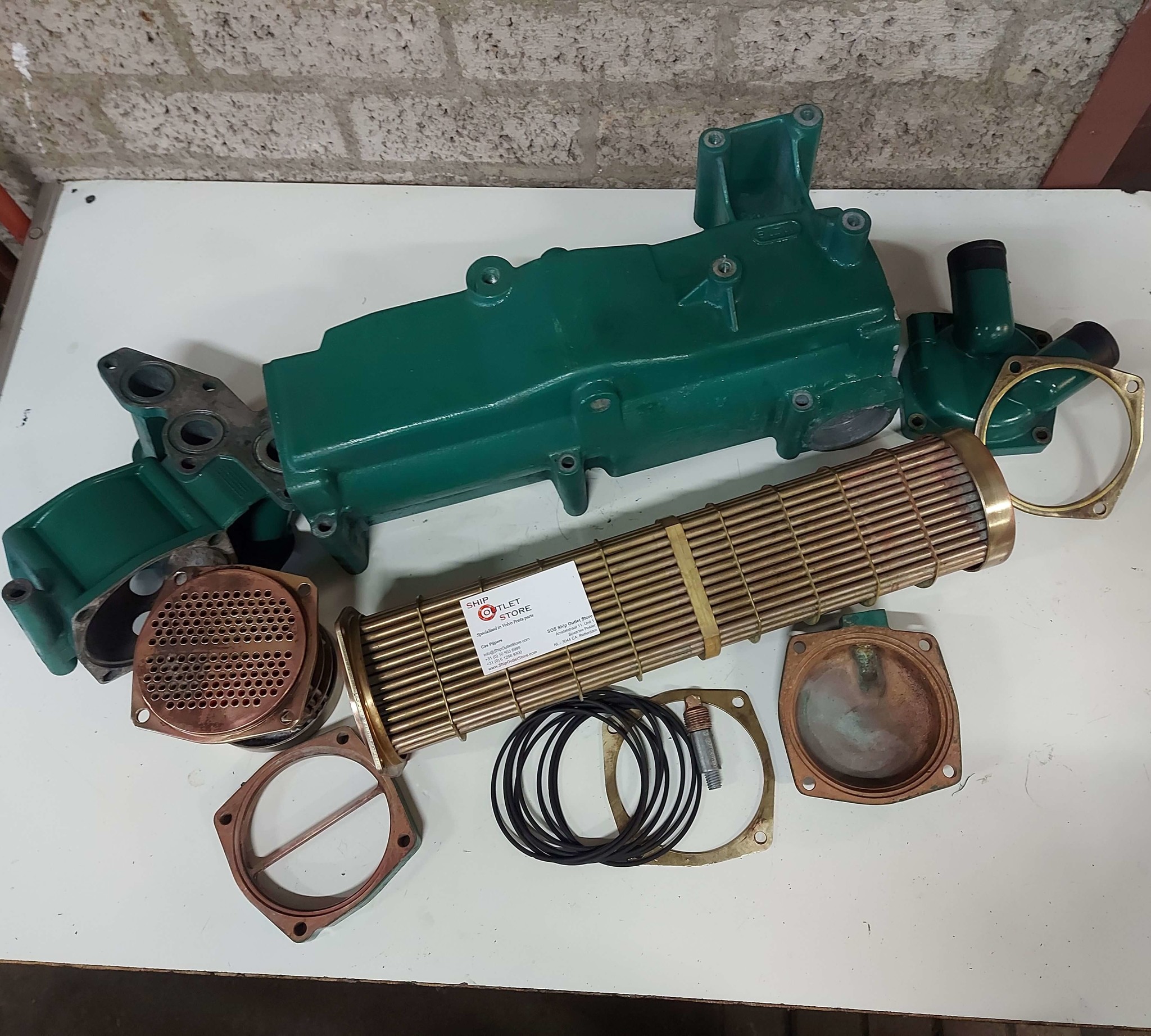 Heat exchanger - oil cooler D6 Volvo Penta 22866513 Heat exchanger - oil cooler D6 Volvo Penta 22866513