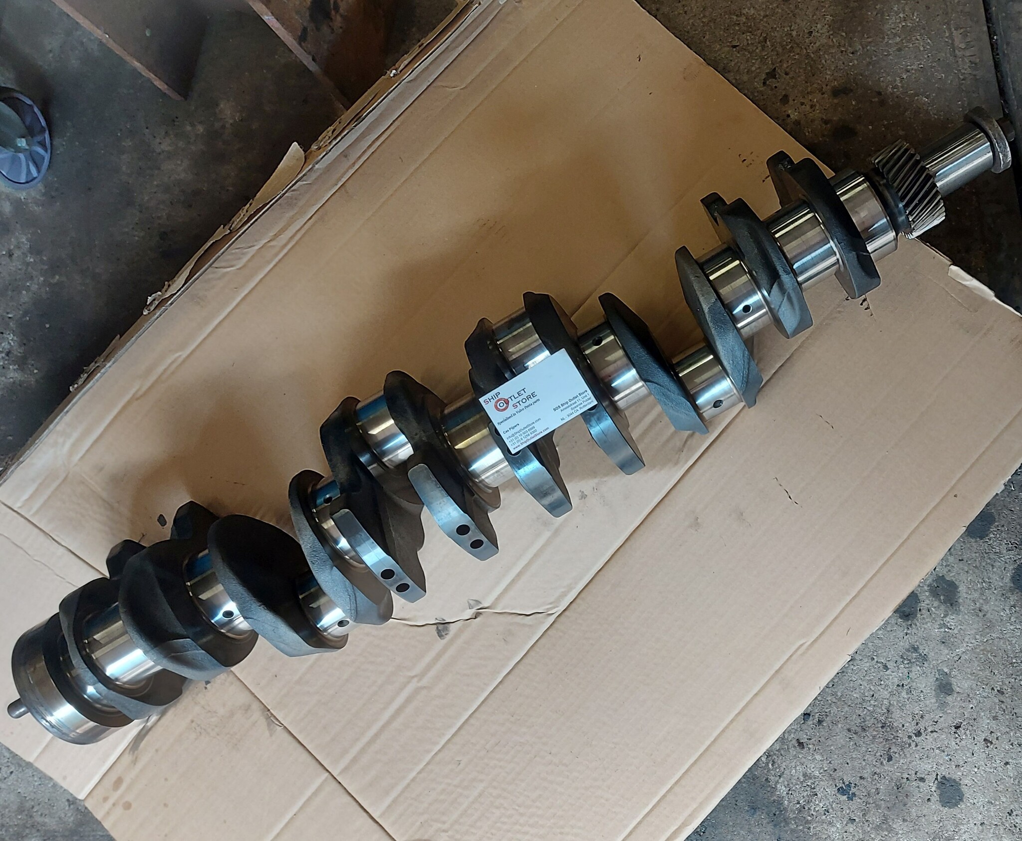 Crankshaft Volvo Penta 3807224 - 3137903 Crankshaft Volvo Penta 3807224 - 3137903