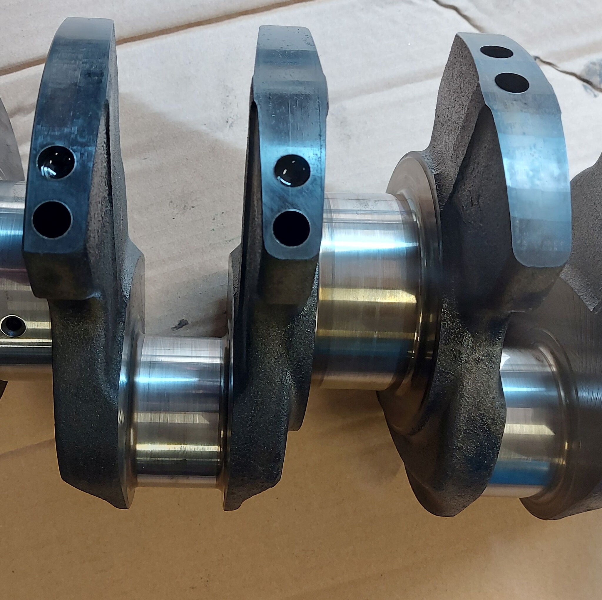 Crankshaft Volvo Penta 3807224 - 3137903 Crankshaft Volvo Penta 3807224 - 3137903