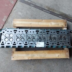 Cilinderkop compleet D6 Volvo Penta 3801887 - 3801256