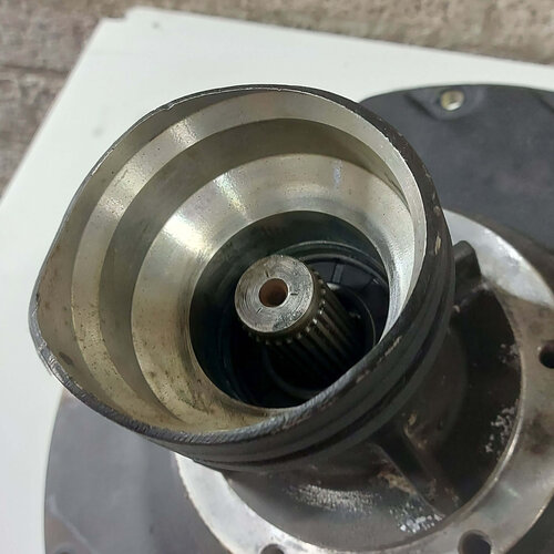 Volvo Penta Bell housing Volvo Penta 24907404