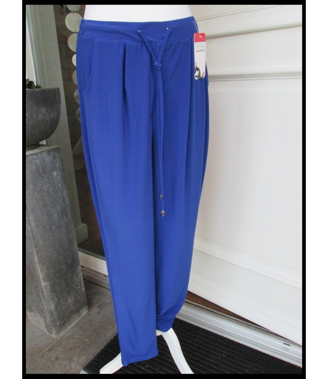 Blau Magna Hose