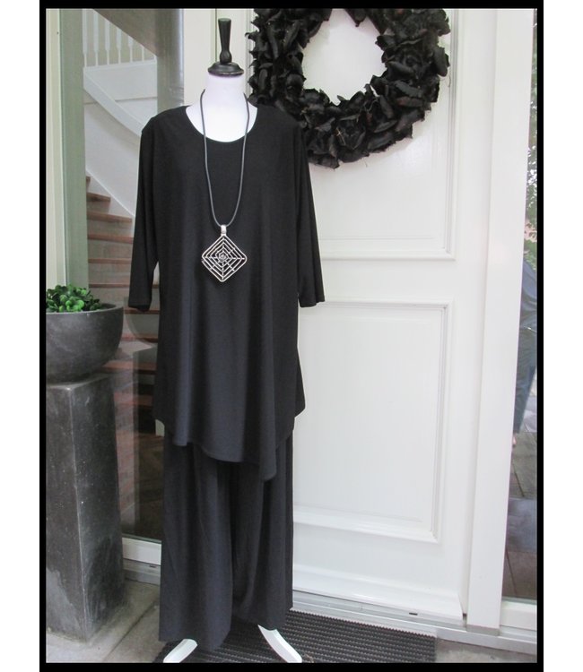 Schwarz Magna Kombination