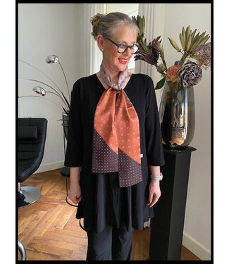 merkloos Brown Shawl