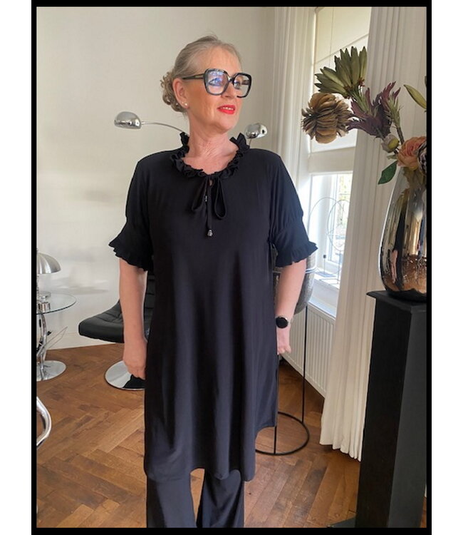 Schwarz Magna Tunika