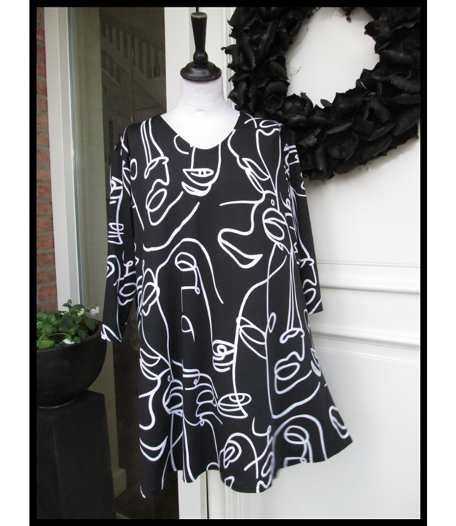 Black Magna Tunic