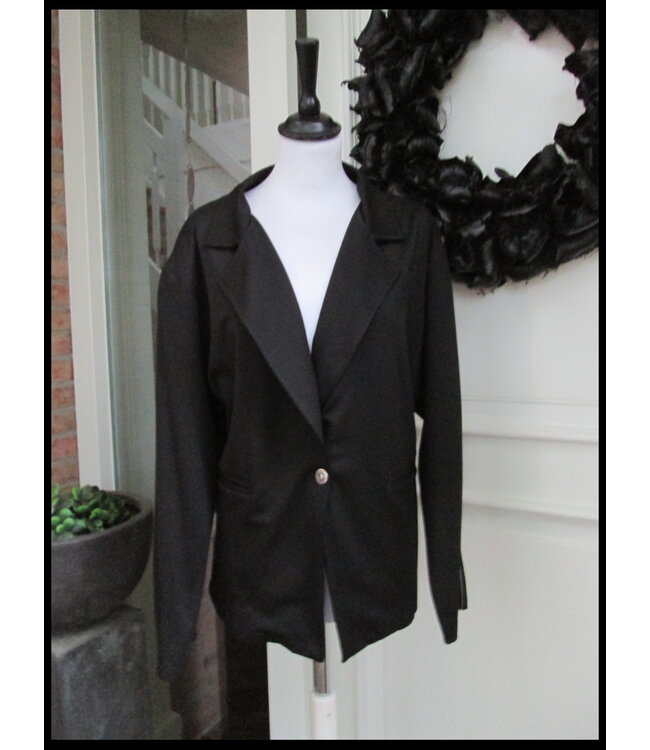 Black Magna Coat
