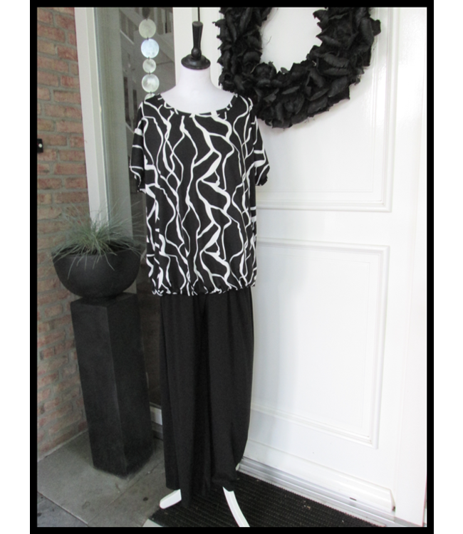 Black Magna Tunic