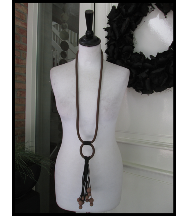 Brown Necklet