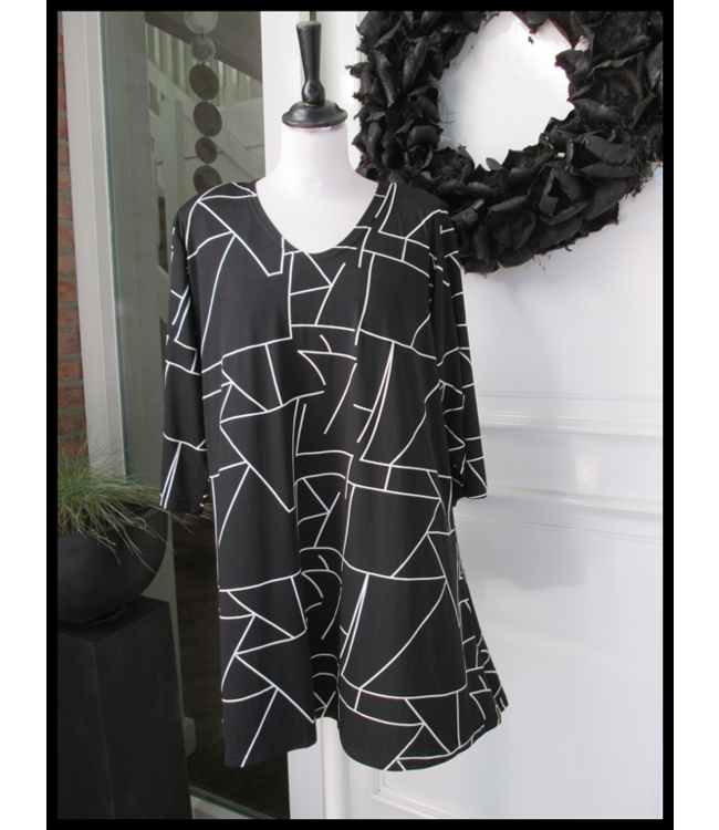 Black Magna Tunic