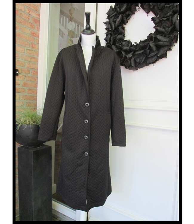 Schwarz Magna Mantel