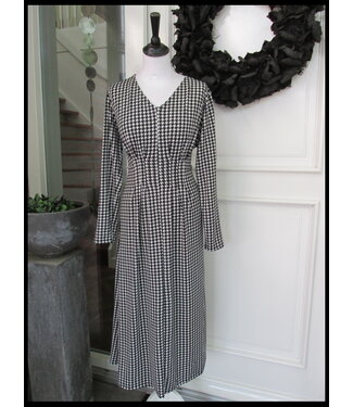Magna Schwarz Magna Kleid