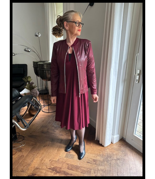 Magna Red Magna Coat