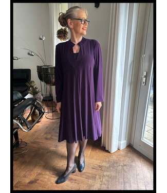 Magna Violet Magna Kleid