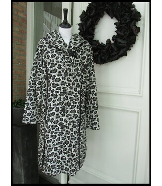 Magna Black Magna Coat