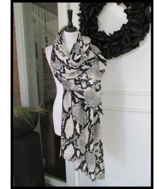 merkloos Black Shawl