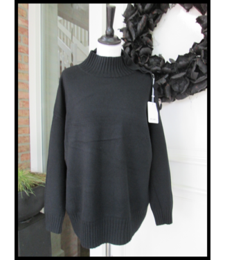 merkloos Black Sweater