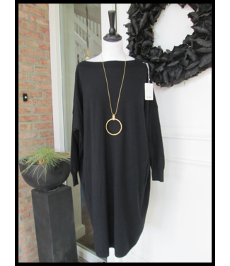 merkloos Black Dress