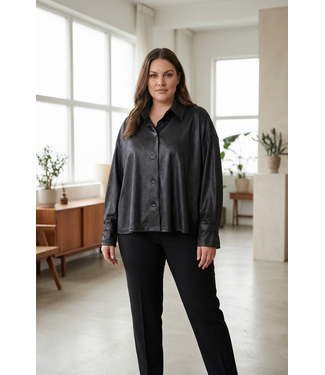 Magna Black Magna Coat