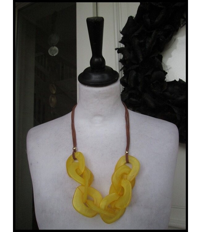 Yellow Necklet