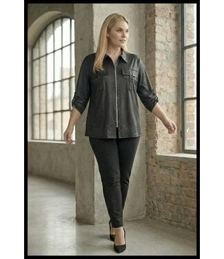 Magna Schwarz Magna Mantel