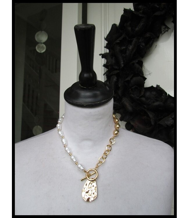 White Necklet