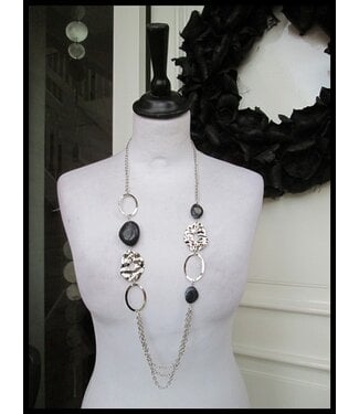 merkloos Black Necklet