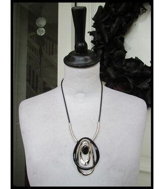 merkloos Black Necklet