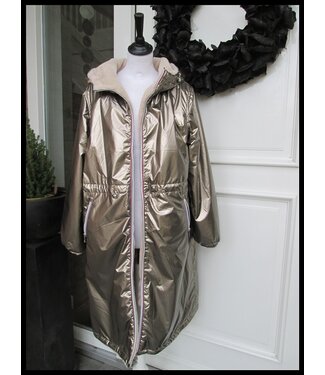 merkloos Yellow Coat