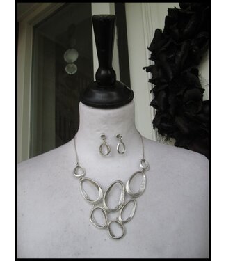 merkloos Grey Necklet