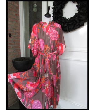 merkloos Braun Kleid