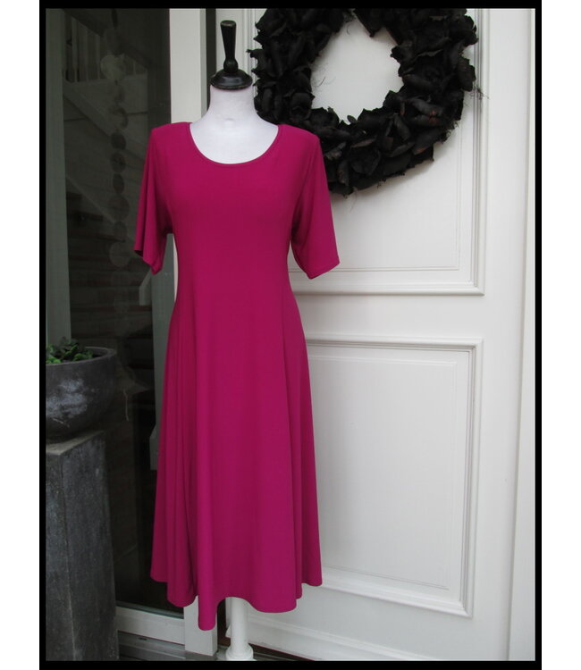 Rosa Magna Kleid
