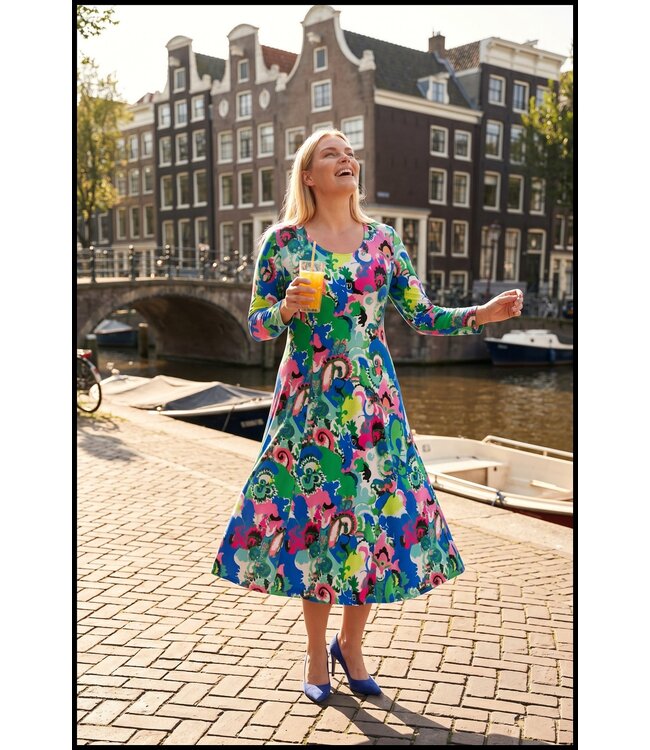 Rosa Magna Kleid
