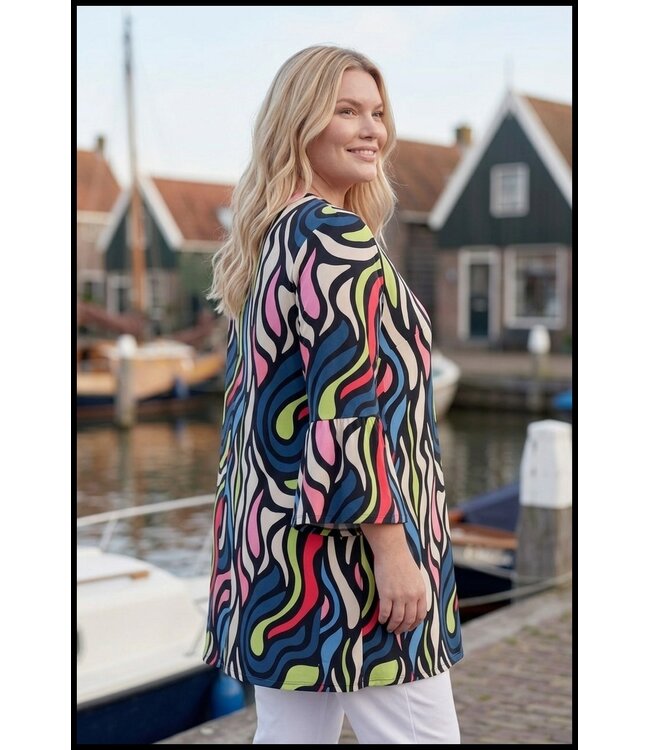 Superzacht Magna Tuniek