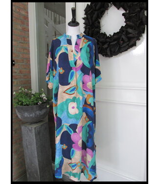 merkloos Kleid