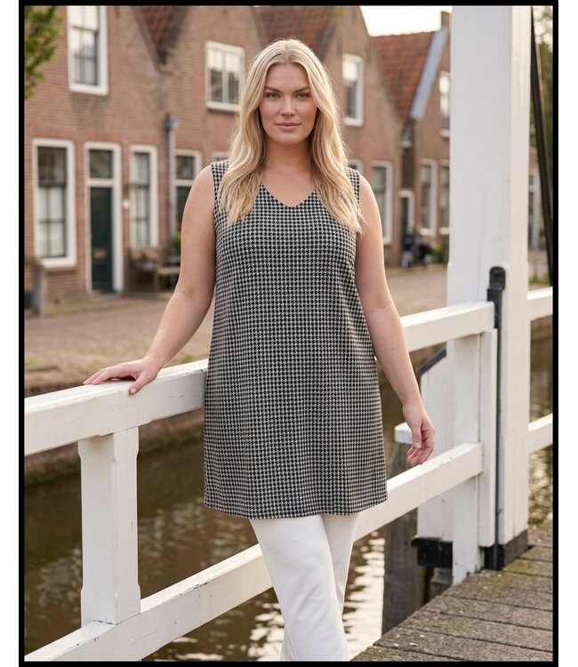 Black Magna Tunic