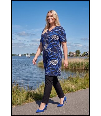 Magna Schwarz Magna Kleid